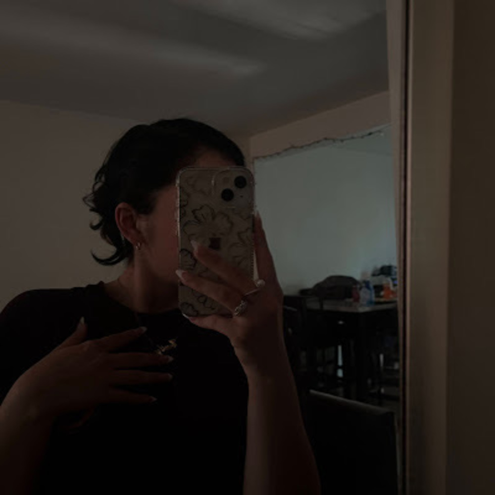 Meet your Posher, Emily